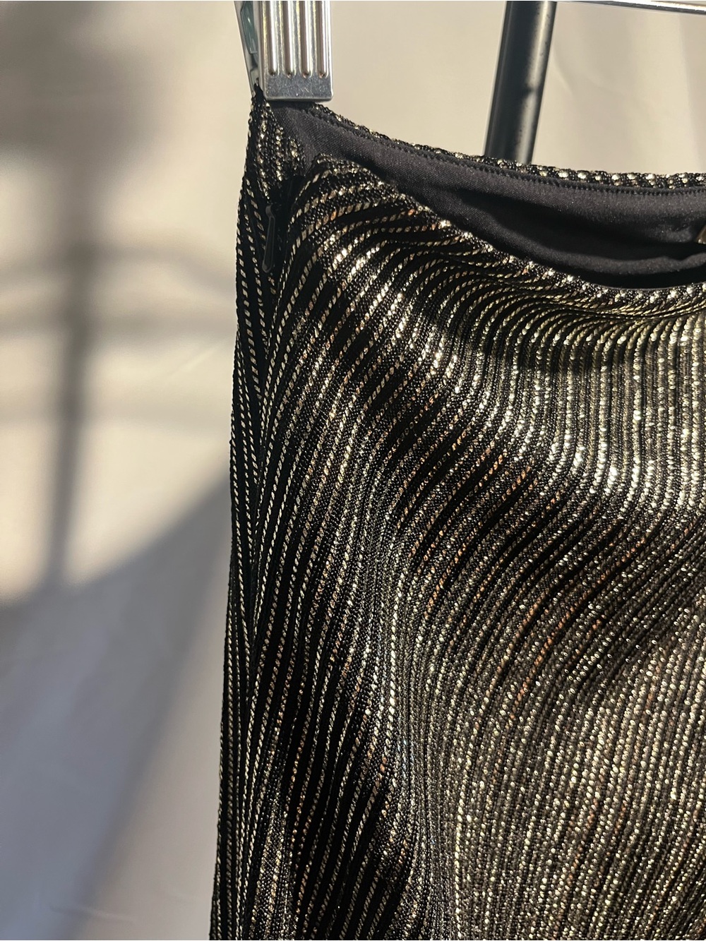 Melissa Odabash One-Shoulder Ruched
Metallic Ribbed Knit Mini Dress XS - Picture 5 of 14